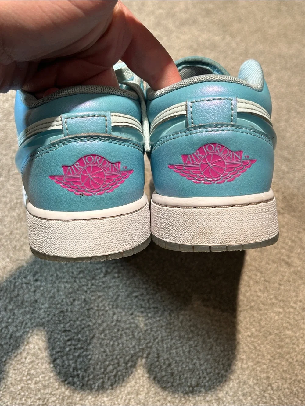 Nike Air Jordan 1 Low SE 'Aquarius Blue'